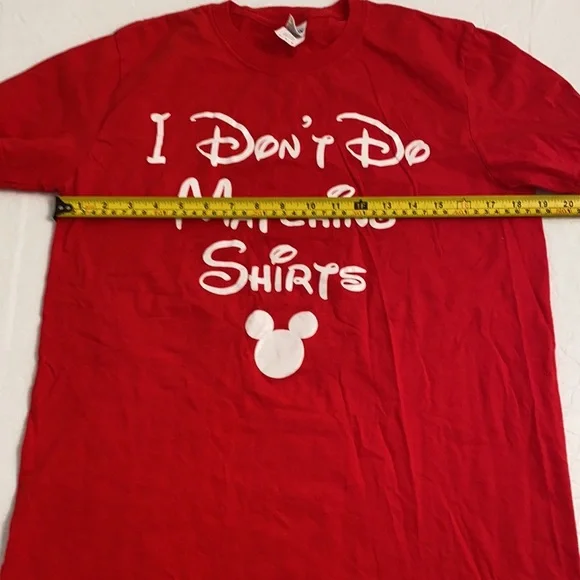 Gildan I Don’t Do Matching Shirts Disney t-shirt M - Picture 8 of 8